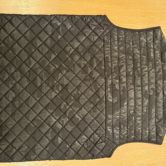 Men’s Medium Greyson quilted vest - Picture 4 of 5